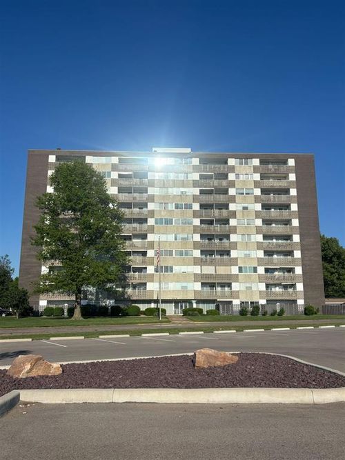 unit-609-1100 Erie Ave, Evansville, IN, 47715-4859 | Card Image