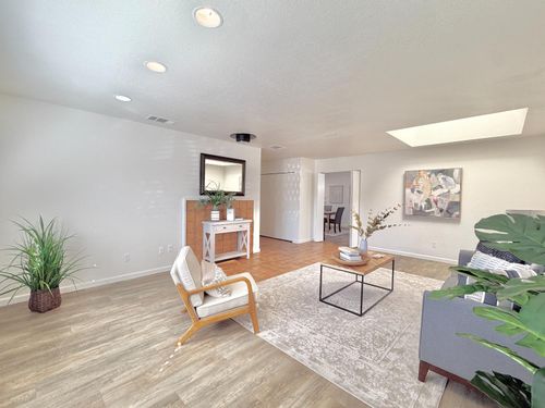 103 Grande Avenue, Davis, CA, 95616 | Card Image