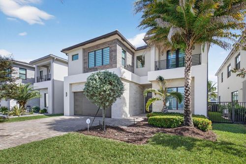 8573 Apple Falls Ln, Boca Raton, FL, 33496-5611 | Card Image
