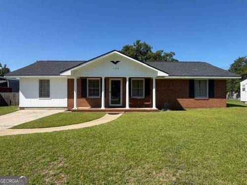 149 Old Petross Cir, Vidalia, GA, 30474-9439 | Card Image