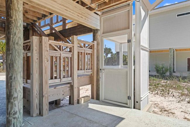 Outdoor elevator | Image 49