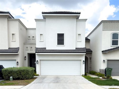 1925 Sunset Dr, Mission, TX, 78572-8005 | Card Image