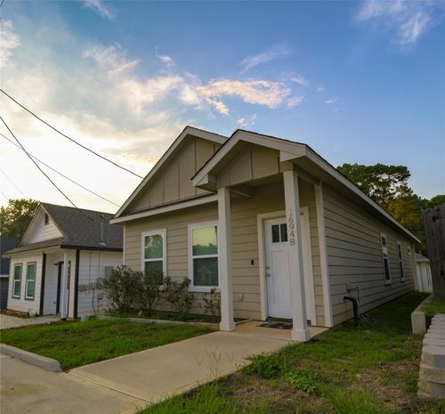 16948 W Dounreay, Montgomery, TX, 77316-2995 | Card Image