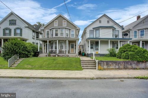 922-918 Wilson Ave, CHAMBERSBURG, PA, 17201-1246 | Card Image