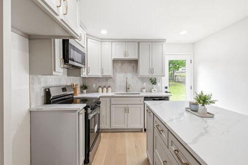 2528 Springvale Drive, Farmers Branch, TX, 75234 | Card Image