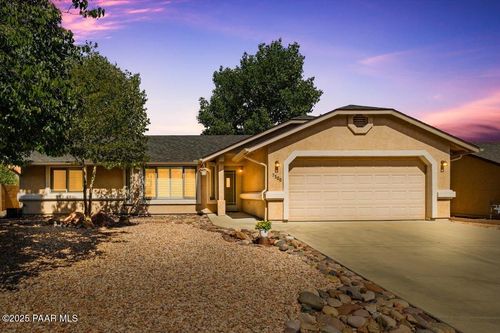 7300 N Summit View Dr, Prescott Valley, AZ, 86315-3012 | Card Image