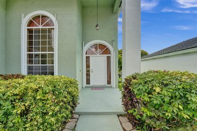 710 Rock Hill Ave, House other with 3 bedrooms, 2 bathrooms and null parking in Davie FL | Image 3