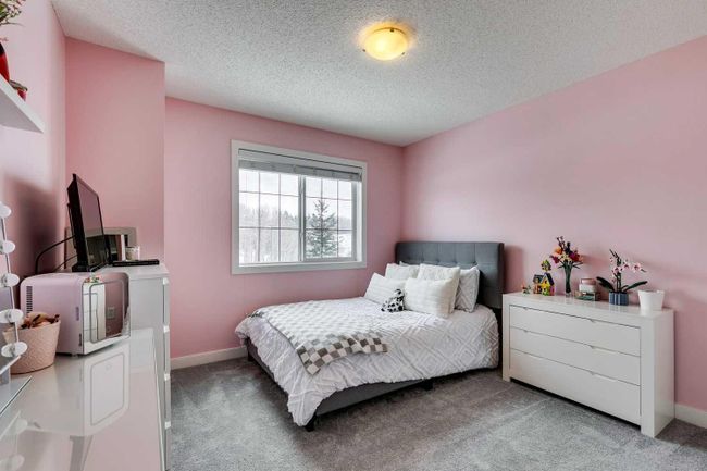 92 Rockyspring Grove Nw, Home with 3 bedrooms, 3 bathrooms and 2 parking in Calgary AB | Image 16