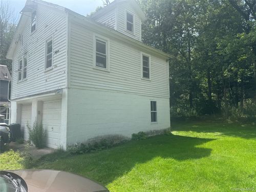 15 Kinch Ln, Monticello, NY, 12701-7122 | Card Image