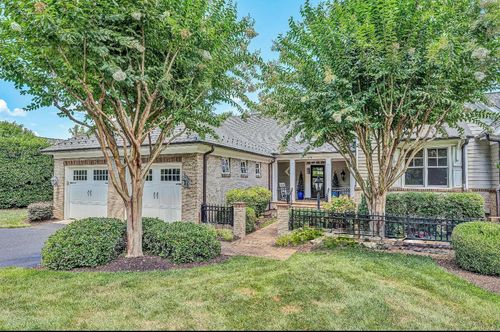115 Grande Villa Dr, Penhook, VA, 24137-2727 | Card Image