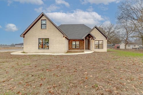 804 Pecan Grove Rd, Trumann, AR, 72472-9203 | Card Image