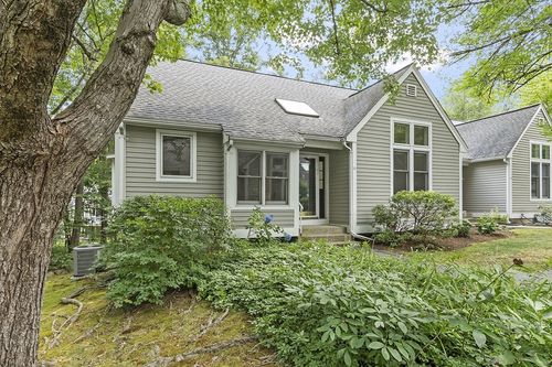 32-32 Brewster Ln, Acton, MA, 01720-4254 | Card Image