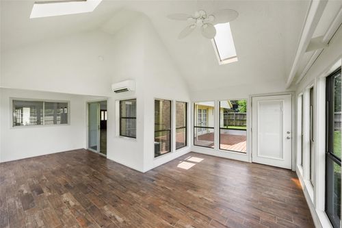 248 E Castle Harbour Drive, Friendswood, TX, 77546 | Card Image