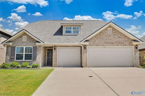 109 Gander Cir, Owens Cross Roads, AL, 35763-5405 | Card Image