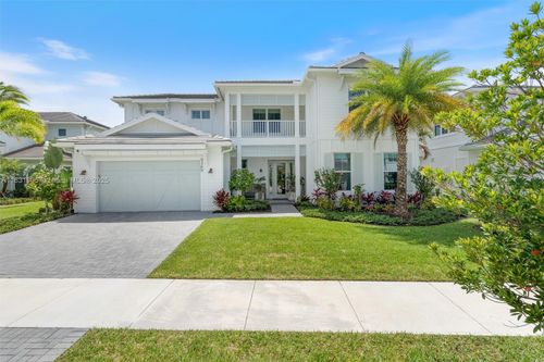 9369 Crestview Cir, Palm Beach Gardens, FL, 33412-2494 | Card Image