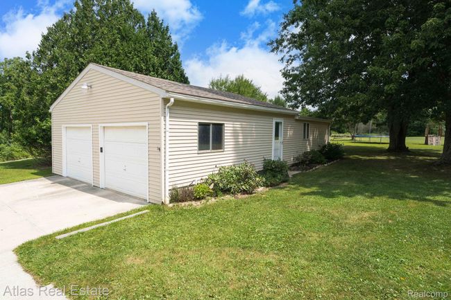 10-web-or-mls-Exteriors (10 of 19).jpg | Image 6