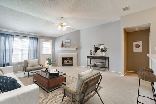 813 Sage Cir, Burleson, TX, 76028-7398 | Card Image