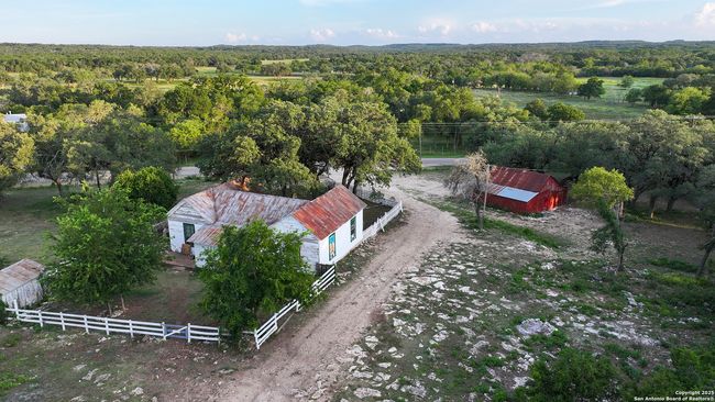 543 Narrows Rd, Home with 0 bedrooms, 0 bathrooms and null parking in Blanco TX | Image 15
