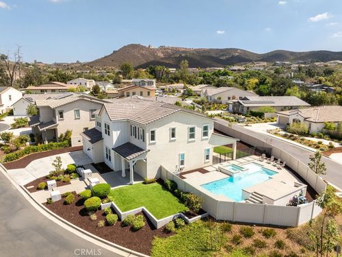 2371 Mahogany Ln, Vista, CA, 92084-7700 | Card Image