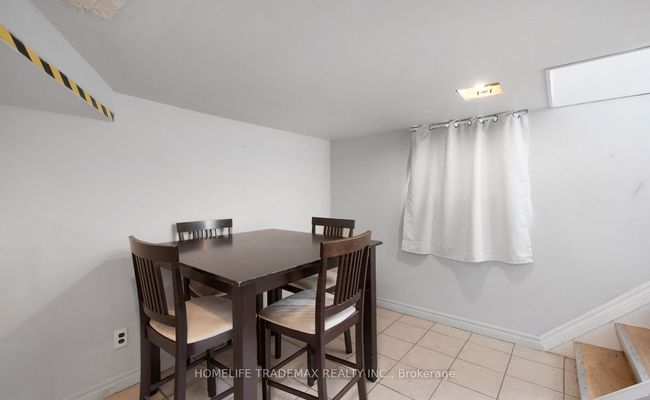 329 Rankin Ave, House other with 8 bedrooms, 3 bathrooms and 4 parking in Windsor ON | Image 13