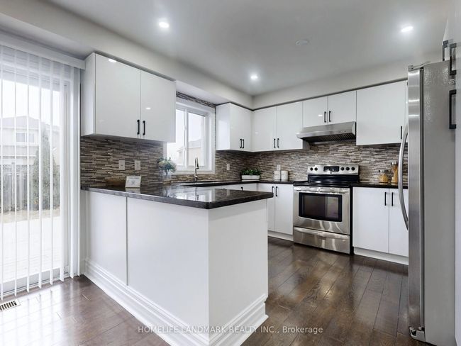 143 Baycliffe Dr, House other with 3 bedrooms, 4 bathrooms and 2 parking in Whitby ON | Image 11