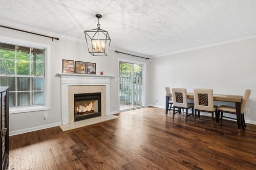 1402 N Crossing Dr Ne, Atlanta, GA, 30329-3571 | Card Image