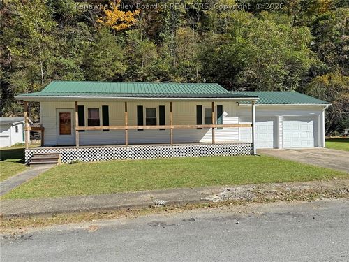 432 Barrett Cir, Wharton, WV, 25208-9622 | Card Image