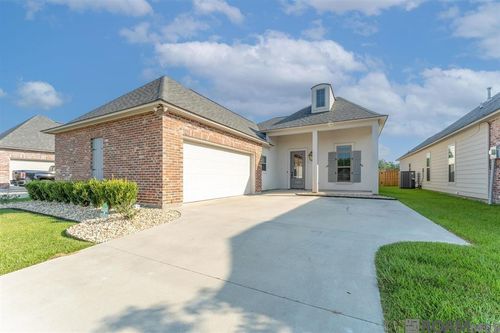 13023 Great Tern Ave, Baton Rouge, LA, 70810-7423 | Card Image