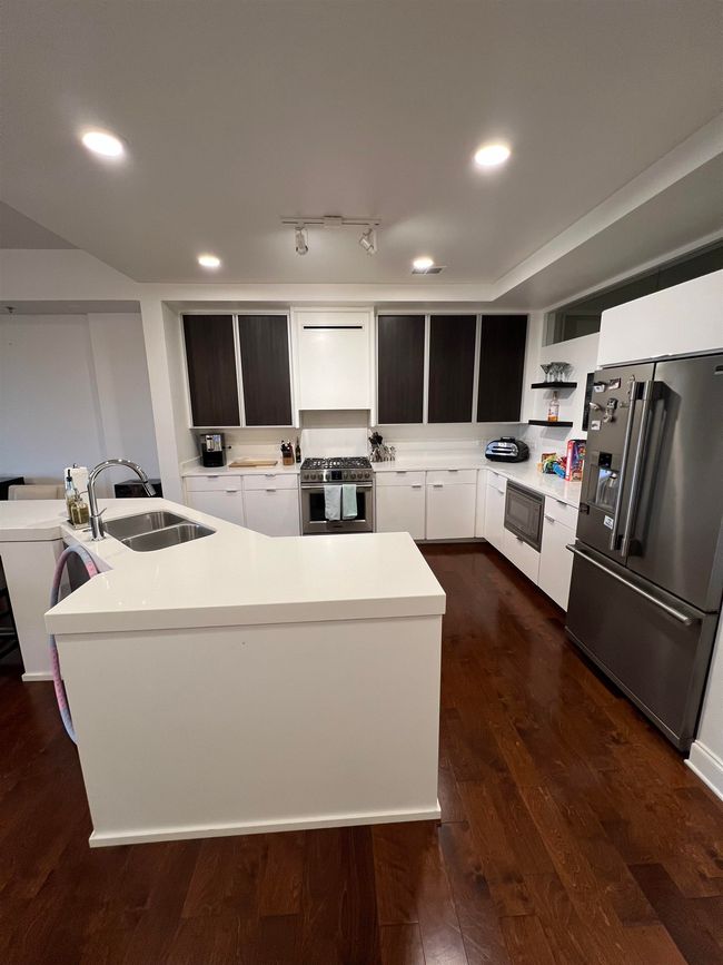 APT-505 - 717 S Riverside Dr, Condo with 3 bedrooms, 3 bathrooms and null parking in Memphis TN | Image 10