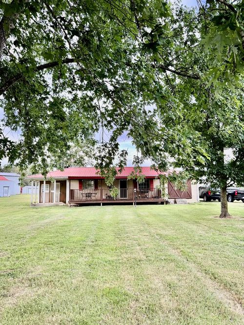 59 M Hall Rd, Elkton, KY, 42220-9612 | Card Image