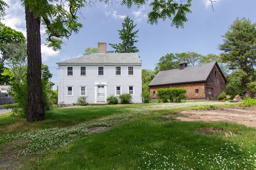 b-21 Gardner St, South Hamilton, MA, 01982-1110 | Card Image