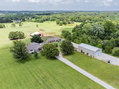 11284 Norway Rd, Neosho, MO, 64850-6288 | Card Image