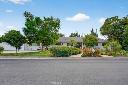 18926 San Jose St, Porter Ranch, CA, 91326-3415 | Card Image