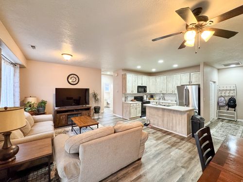 6920 W Ashby Way, West Valley City, UT, 84128-7203 | Card Image