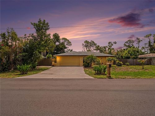 2320 Lake Shore Dr, NOKOMIS, FL, 34275-1336 | Card Image