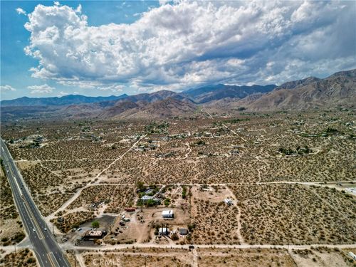 1 Polaris Way, Morongo Valley, CA, 92256 | Card Image