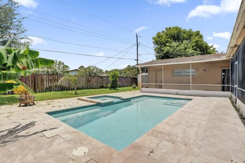 811 Nw 43rd Ave, Coconut Creek, FL, 33066-1511 | Card Image