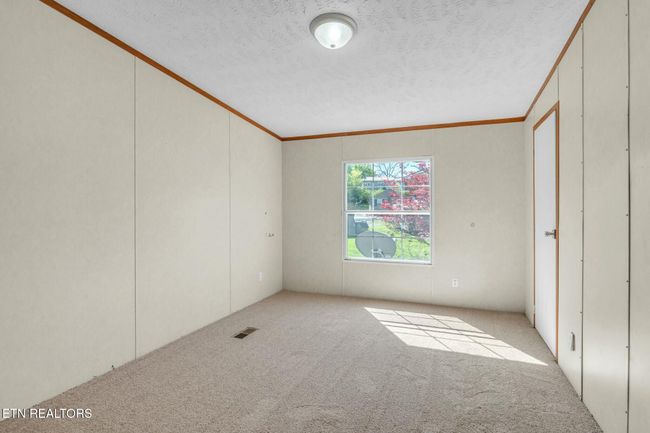 716 Byrd St, House other with 5 bedrooms, 3 bathrooms and null parking in Clinton TN | Image 32