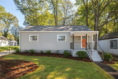896 Oakland Dr Sw, Atlanta, GA, 30310-3210 | Card Image