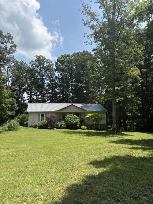 3940 Highway 100, Lyles, TN, 37098-2216 | Card Image