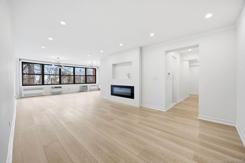 apt-3f-75-34 Bell Blvd, Oakland Gardens, NY, 11364-3427 | Card Image