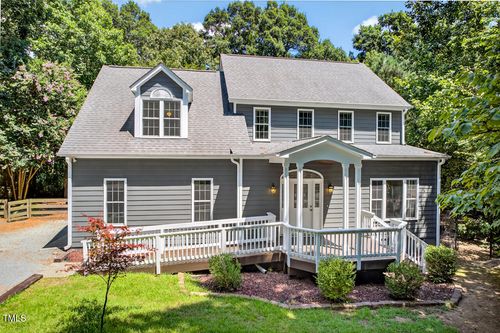 100 Eagle Rock Ct, Chapel Hill, NC, 27516-8614 | Card Image
