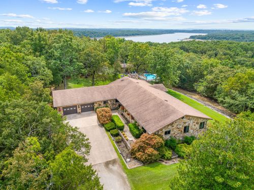 120 Quellhorst Dr, Isabella, MO, 65676-4200 | Card Image