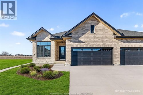 b-162 Mclellan Ave, Amherstburg, ON, N9V0H1 | Card Image