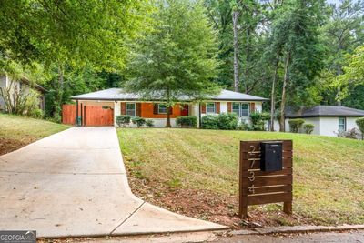 2734 Rollingwood Lane Se, House other with 3 bedrooms, 2 bathrooms and 5 parking in Atlanta GA | Image 1