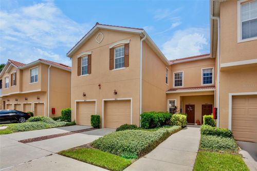 2-104-3811 Parkridge Cir, SARASOTA, FL, 34243-1457 | Card Image