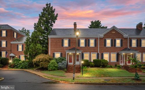 2925-2925 S Buchanan St, ARLINGTON, VA, 22206-1503 | Card Image