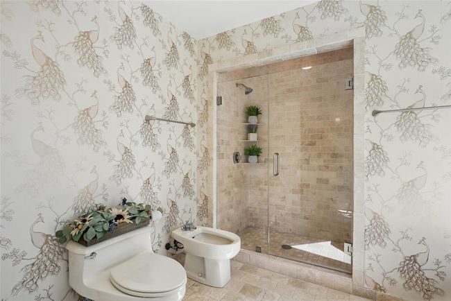 Additional view of the primary bath. | Image 21