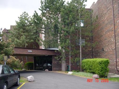apt-302-1018 Castilian Ct, Glenview, IL, 60025-2457 | Card Image