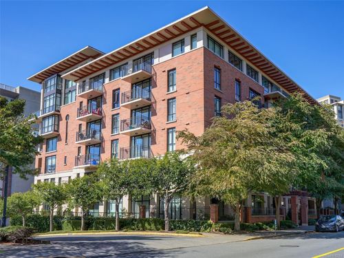 402-827 Fairfield Rd, Victoria, BC, V8V5B2 | Card Image